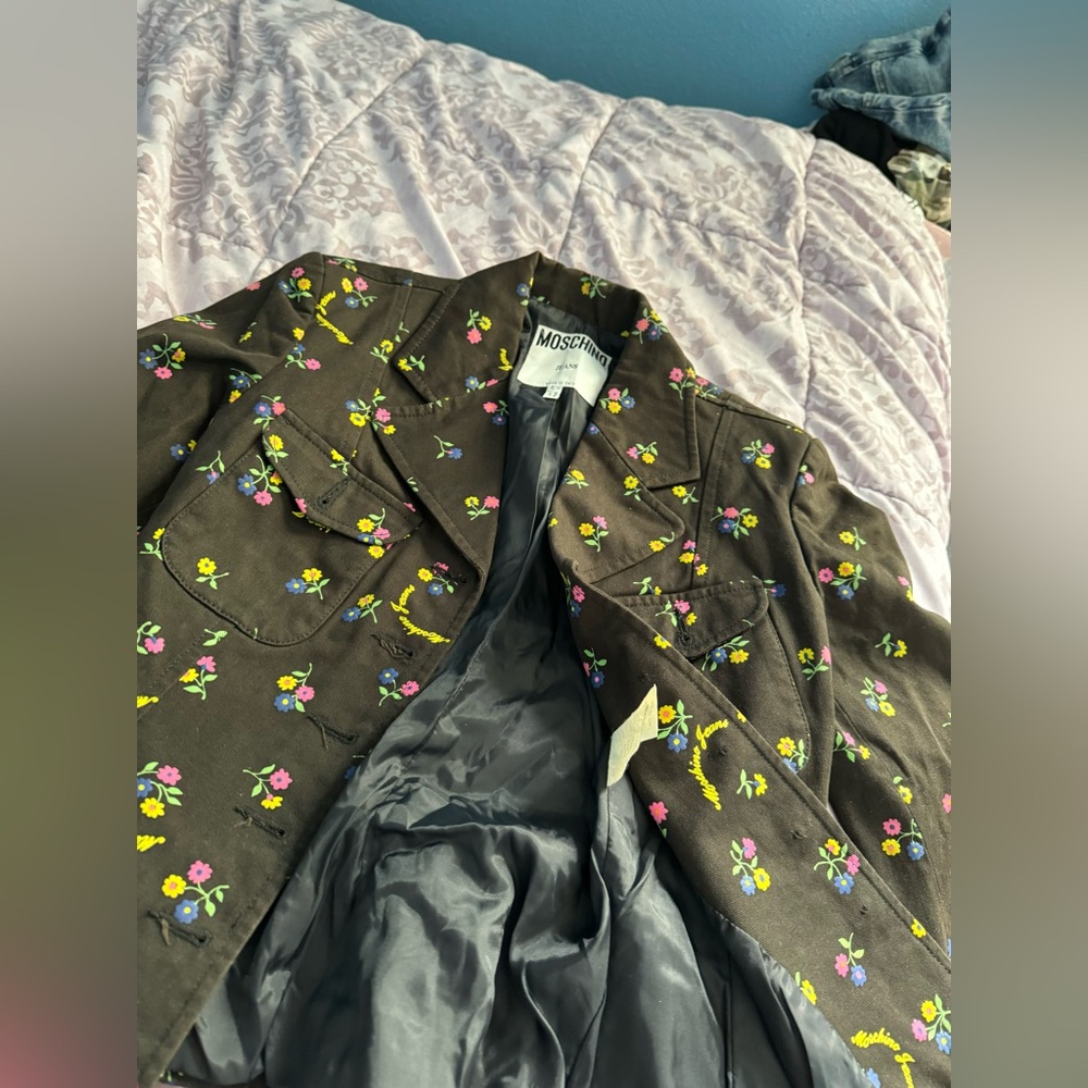 Moschino floral size USA 8